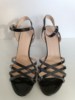 Tulipano shiny sandals with rhinestones like new, size 41