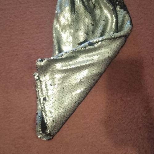 Sequin skirt like new, gray and black, size S