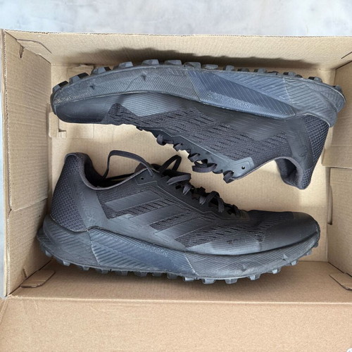 Adidas Ultraboost 22 GX6639 like new, size 45, black