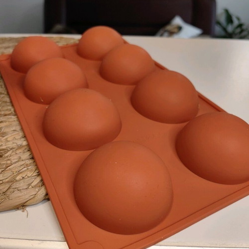 Silicone mold with 8 half-sphere cavities new