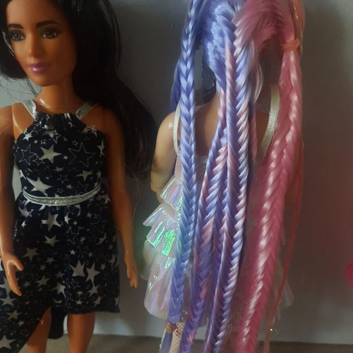 Barbie dolls lot of 2 like new, rare Shannon face and Barbie Extra