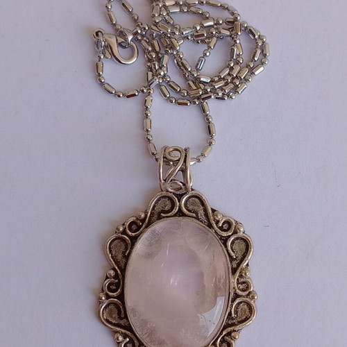 Quartz pendant with large natural pink rose quartz stone, like new