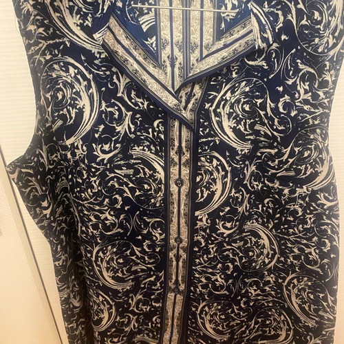 Sisley blue shirt like new, medium size