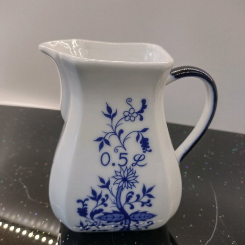 Pitcher like new with 500 ml capacity