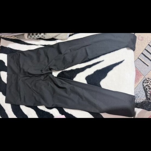 Musera women's black leggings new, size L