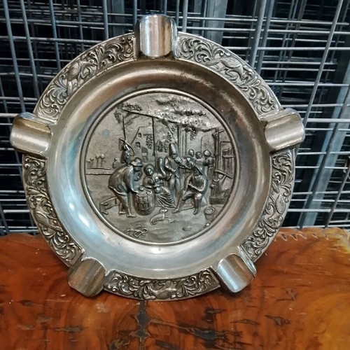 Metal ashtray old used, 20cm diameter with minor wear