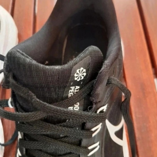 Nike athletic shoes used, size 37.5, black