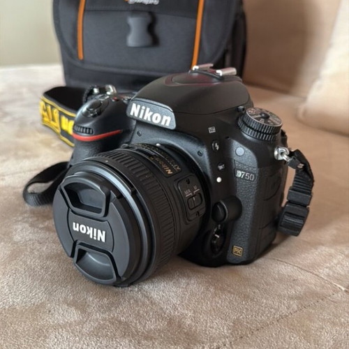 Nikon D750 camera like new with AF-Nikkor 50 1.8G and AF-S 18-55 lenses