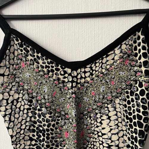 Vintage top size M like new, black multicolor