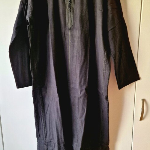 Moroccan men's kelebia like new, black, woolen