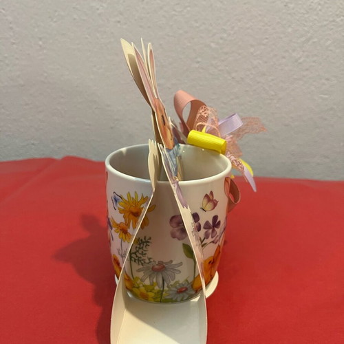 Porcelain bunny mug in gift packaging
