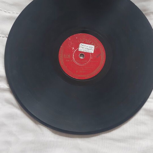 Columbia 78 RPM Record used, Trio Kitara & N. Gounaris (1950)