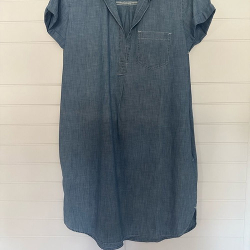 Gap denim dress short sleeve like new, blue