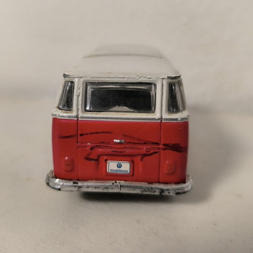 Maisto Volkswagen Van Samba miniature scale 1/40 like new