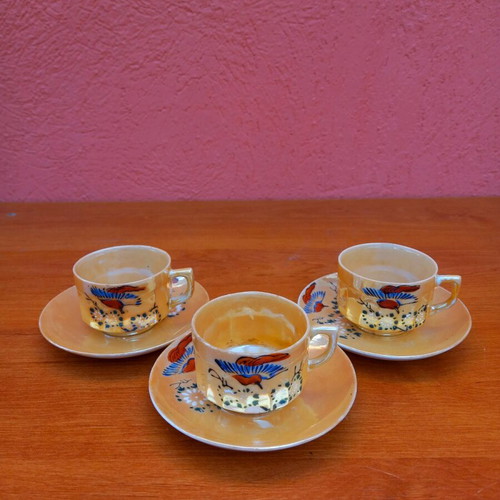 Vintage coffee cups used, very fine porcelain in excellent condition