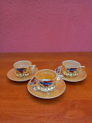 Vintage coffee cups used, very fine porcelain in excellent condition