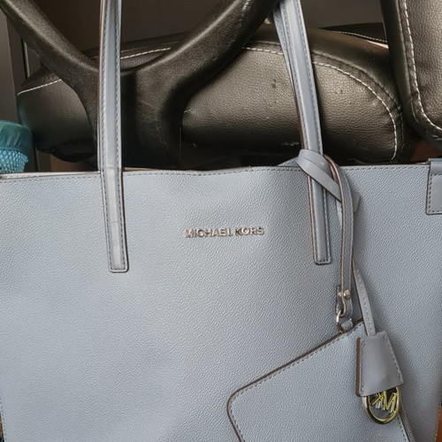 Michael Kors shoulder bag blue used, leather with pouch