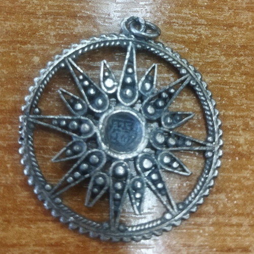 Pendant necklace with Vergina Star 925 silver like new