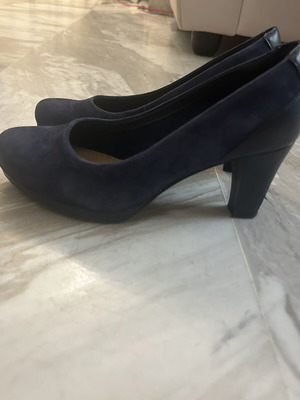 Clarks Suede Pumps Like New Blue Size 37