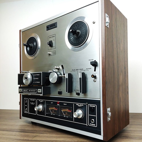 Akai X-201D Vintage Reel to Reel Tape Recorder used, 3-motor auto-reverse
