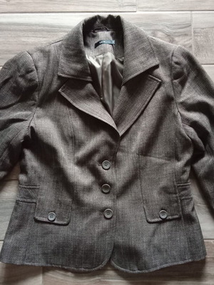 Jacket used, size L, very elegant