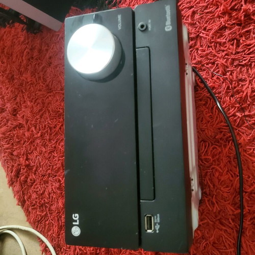 LG Bluetooth ηχοσύστημα μεταχειρισμένο για επισκευή