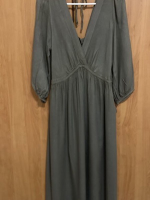 Lola Maxi Dress Used, Olive Green, Medium Size