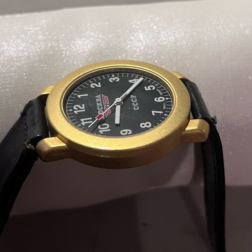 Mockba Russian mechanical wristwatch 38mm, 17 jewels, vintage