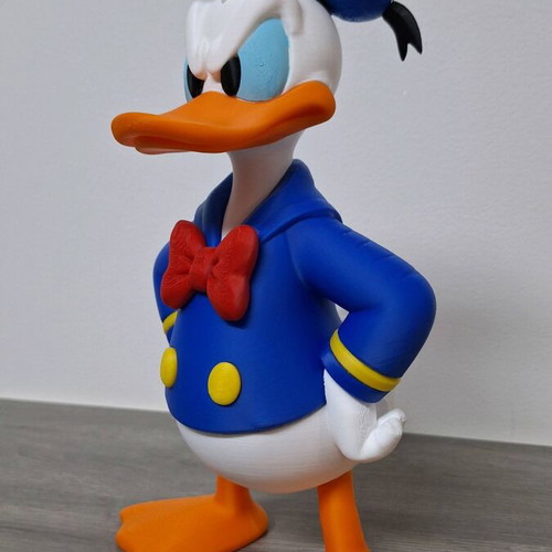 Donald Duck 3D figure like new, 27 cm height