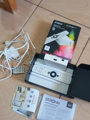 Google TV Box like new
