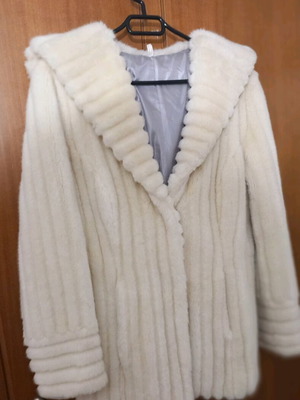 Ecological fur used, size L, beige