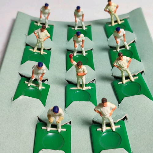 Subbuteo cricket team from 1975 like new
