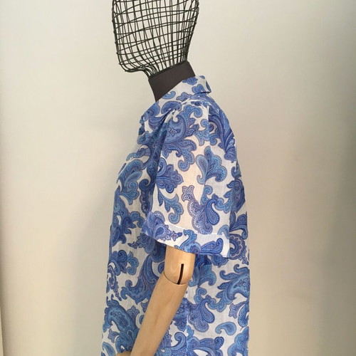 Luisa Spagnoli Women Shirt M like new, blue and white paisley