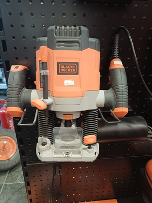 Black & Decker KW1200E-QS βυθιζόμενο ρούτερ 1200W καινούργιο