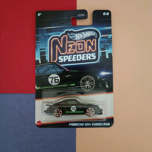 Hot Wheels Porsche 934 Turbo RSR Metal Frame Silver Neon Speeders new