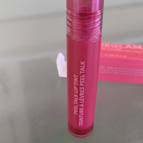 Peel Off Lipstick new, light pink shade