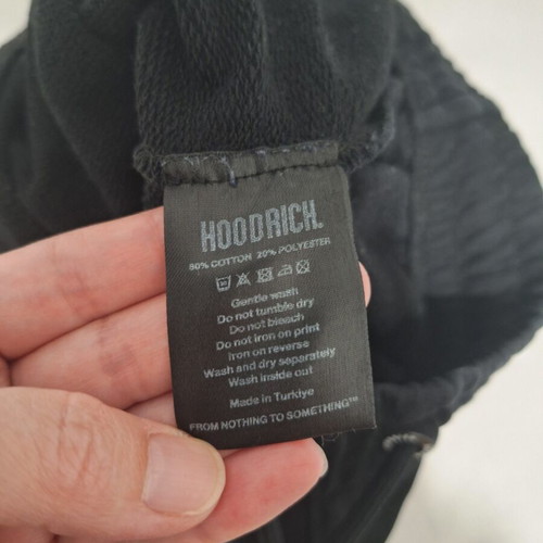 Hoodrich bermuda shorts like new, size L, black, boys 12-13 years