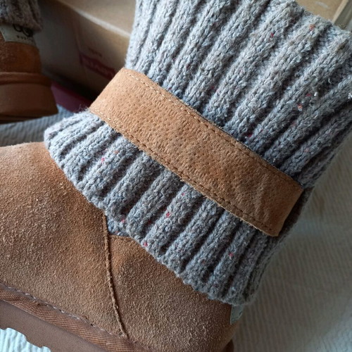 Ugg boots used, size 39, tan color