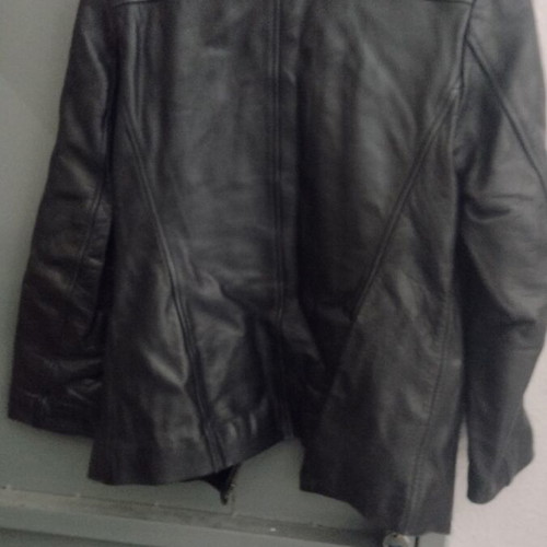 Women's leather jacket like new, size large, black