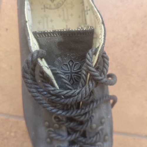Affliction sneakers like new, black, size 43, linen with thick laces