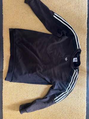 Adidas φούτερ μεταχειρισμένο, μέγεθος M, μαύρο και γκρι