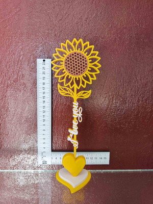 3D decorative sunflower with heart and 'Love' inscription