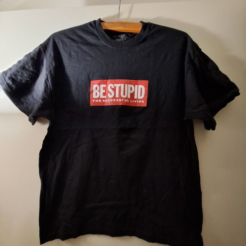 Diesel cotton t-shirt size L like new, black and red