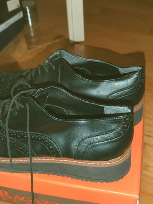 Estil leather shoes black with brown size 39 like new, Oxford style
