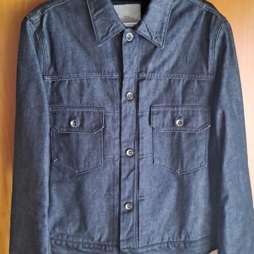 GAP black denim jacket like new with synthetic fur lining