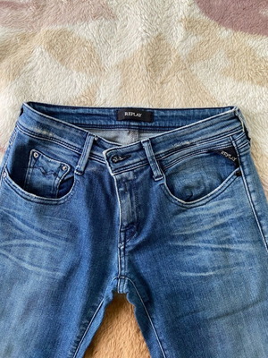 Τζιν παντελόνι Replay slim fit μεταχειρισμένο