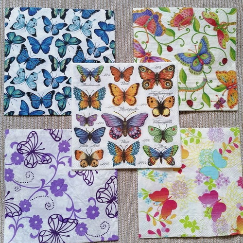 Napkins collection set of 5 with butterflies new