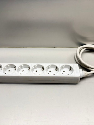 Hama Power Strip 6 Sockets used, max 3500W, Schuko