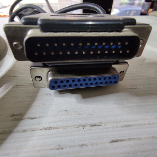 Serial and parallel cables used, pack of 3 pieces