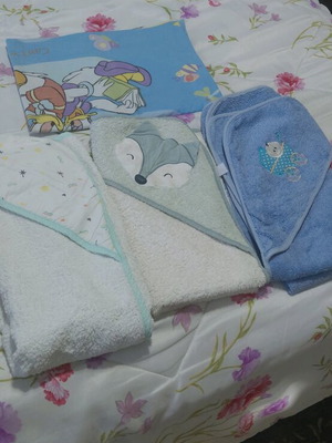 Baby towels used with gift sheet